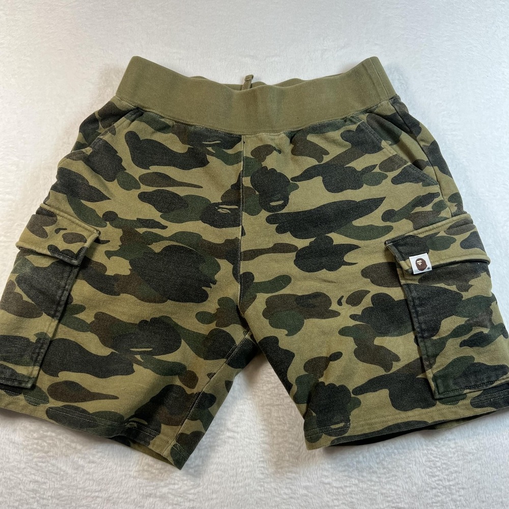 A Bathing Ape Bape Shorts Mens Medium Green Camo 9 In Inseam Fleece Cargo
